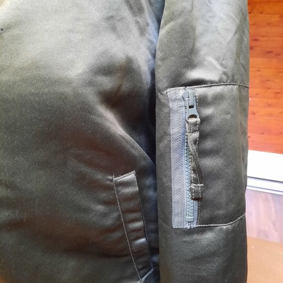 GAP kaki green bomber jacket - Picture 4 of 10